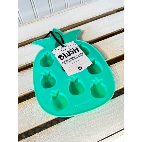 Blush Pineapple Silicone Ice Tray - Picture 1 of 7